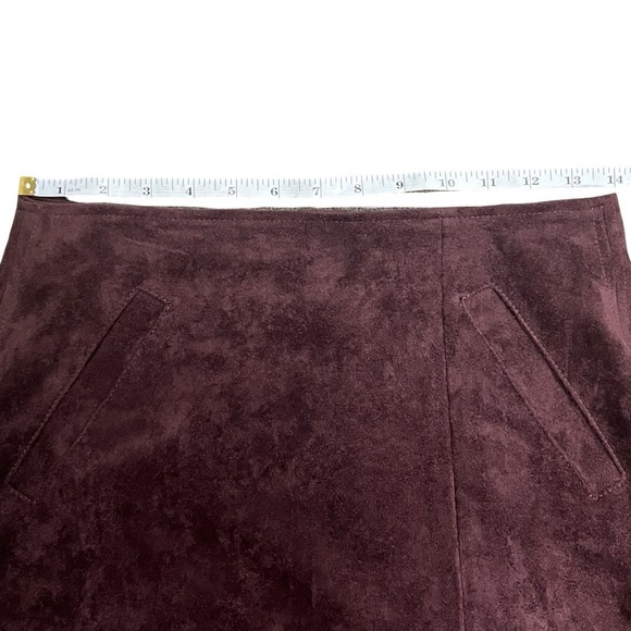 Blank NYC Women's Faux Suede Mini Skirt in Plum, Women's Size 26/Small - Picture 10 of 11